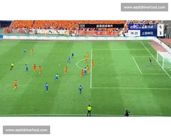 围绕任意球判罚引发的规则理解与赛场公正性讨论裁判尺度与比赛走向